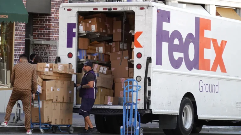 fedex-unveils-hefty-2026-peak-season-surcharges-amid-strategic-shift-signaling-higher-costs-for-shippers