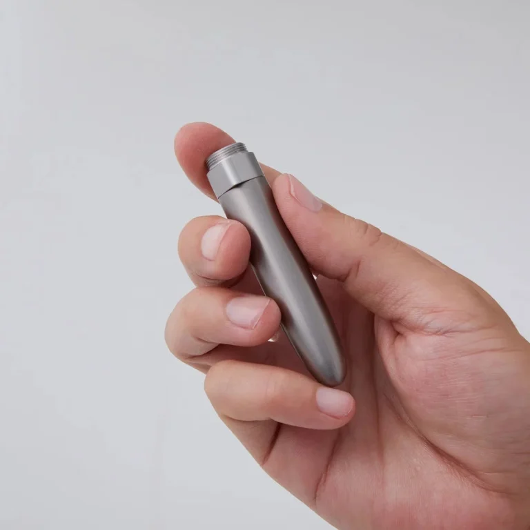 the-art-of-the-pocket-deffs-refill-pen-jacket-extra-short-reimagines-minimalist-edc