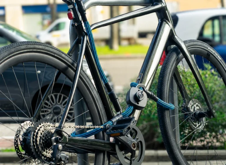 the-cordalock-a-paradigm-shift-in-urban-bicycle-security