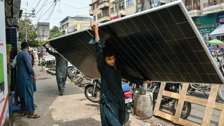 the-great-energy-transition-how-global-electricity-production-is-being-rewritten