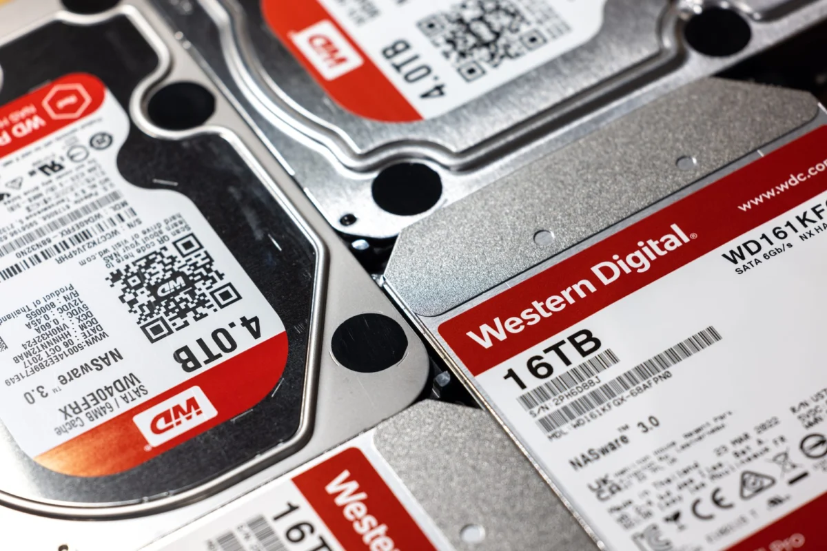 the-silicon-carbon-bridge-how-western-digital-is-revolutionizing-supply-chain-transparency-with-ai