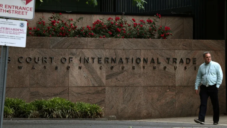 u-s-businesses-challenge-new-section-301-tariffs-in-court-rekindling-trade-policy-scrutiny
