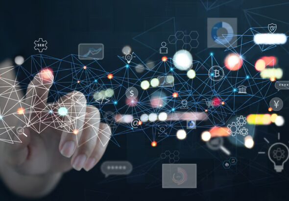 beyond-the-screen-navigating-the-metaverse-as-a-small-business-frontier