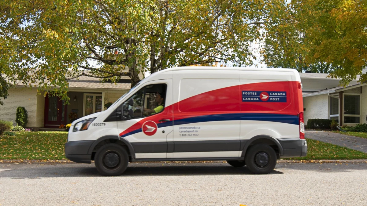 canada-post-pivots-to-e-commerce-a-strategic-overhaul-to-regain-profitability