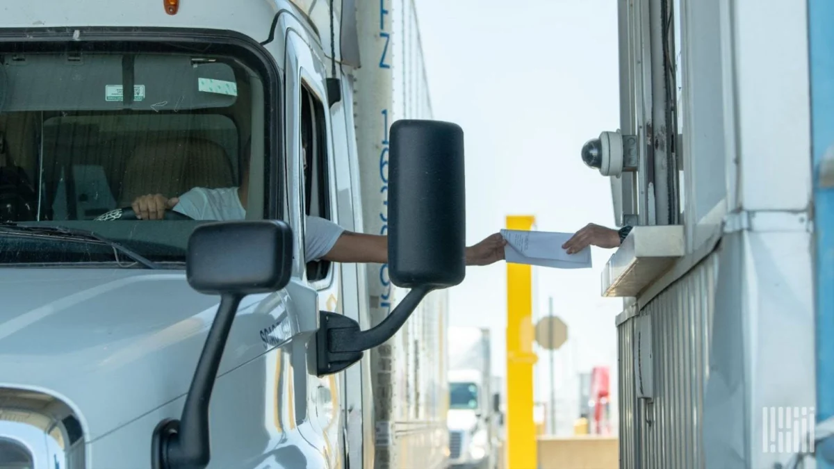 federal-funding-showdown-new-york-and-fmcsa-set-for-legal-clash-over-cdl-compliance