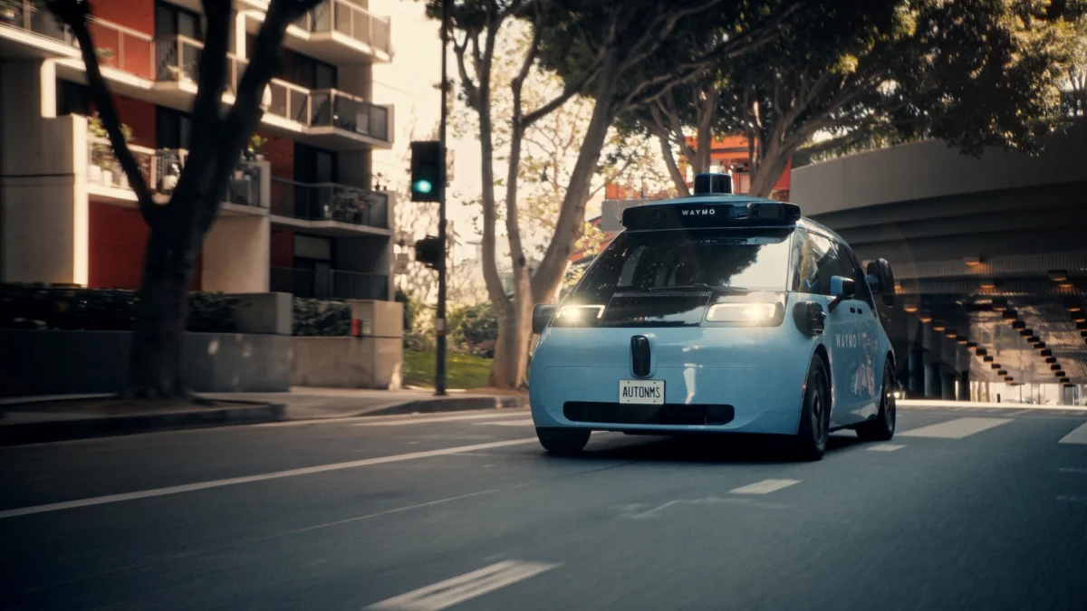 techcrunch-mobility-waymos-silicon-leap-security-probes-and-the-global-robotaxi-expansion