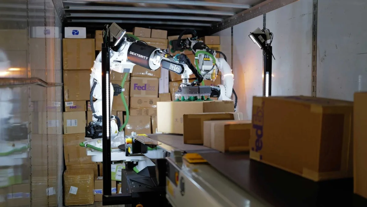the-future-of-logistics-fedex-scales-physical-ai-to-revolutionize-trailer-loading
