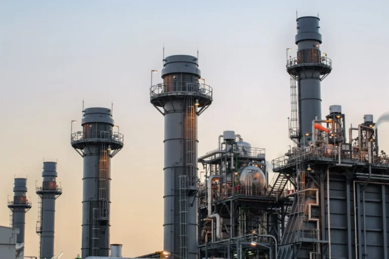 Gas turbine electrical power plant at dusk with twilight
