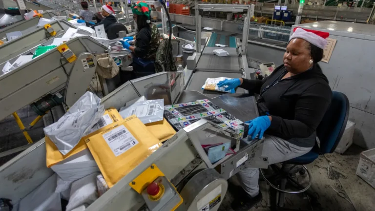 usps-unveils-sharper-2026-holiday-shipping-rate-hikes-amidst-escalating-costs