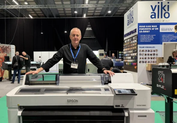 epson-surecolor-g6000-dtf-printer-a-game-changer-dominates-sign-print-pack-exhibition