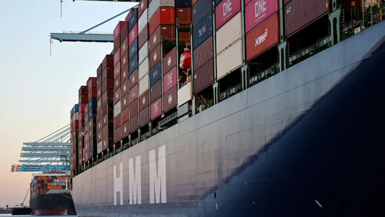 looming-deadline-industry-urges-ustr-to-extend-suspension-of-china-linked-vessel-fees-amidst-volatile-global-trade