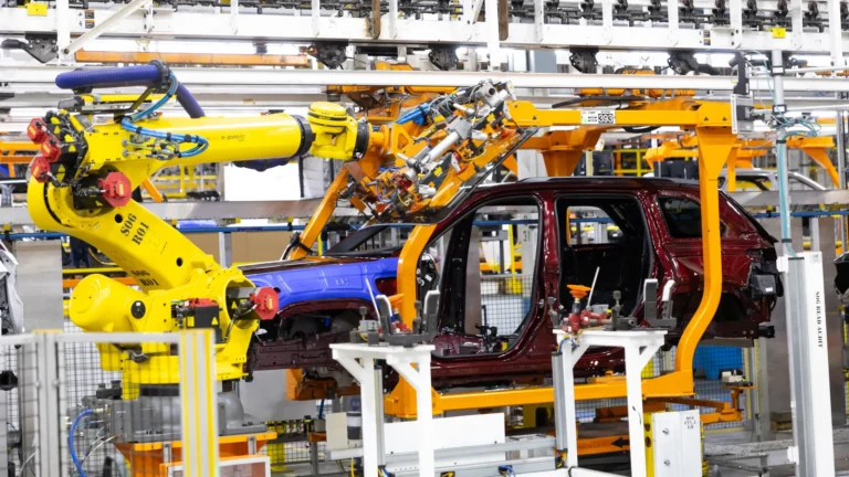 manufacturings-robotic-reckoning-a-26-preparedness-gap-looms-as-intelligent-automation-accelerates