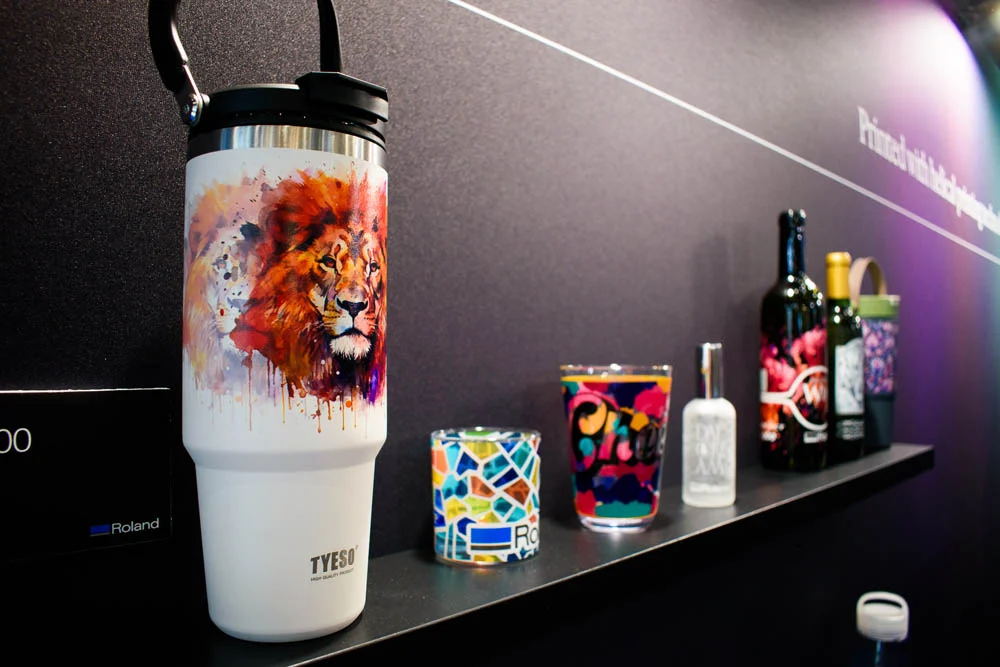 roland-dg-unveils-versaobject-rc-300-a-paradigm-shift-in-direct-to-object-uv-printing
