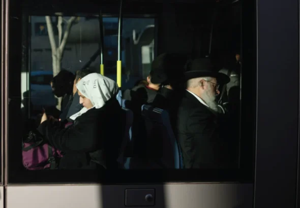 the-fragile-future-analyzing-public-sentiment-on-coexistence-between-israelis-and-palestinians