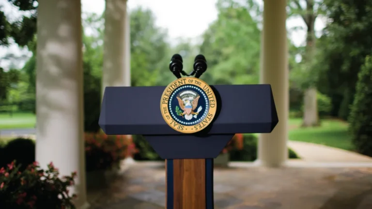 the-glass-ceiling-hardens-americans-grow-increasingly-skeptical-of-a-female-presidency