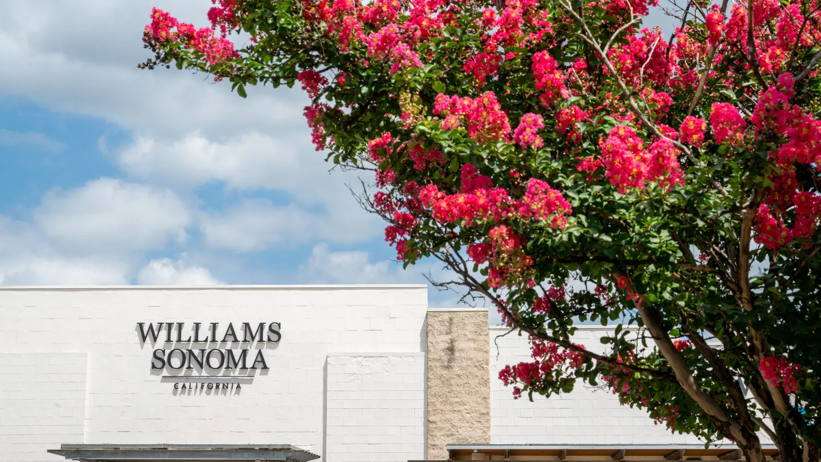 williams-sonoma-forges-unique-path-with-200m-tariff-windfall-employees-and-vendors-share-in-supreme-court-ordered-refunds