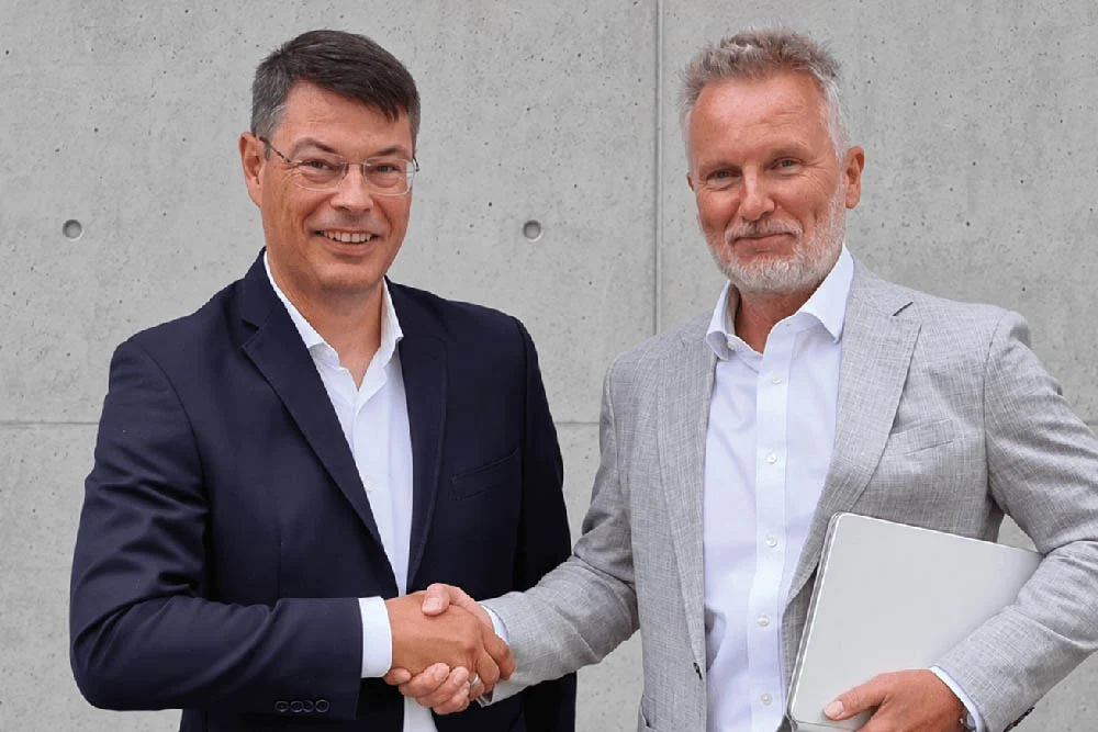 possehl-group-completes-full-acquisition-of-manroland-goss-signaling-robust-long-term-commitment-to-web-offset-printing
