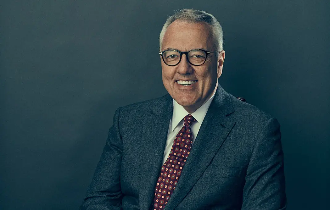 the-architect-of-survival-how-greg-brown-transformed-motorola-into-a-global-powerhouse